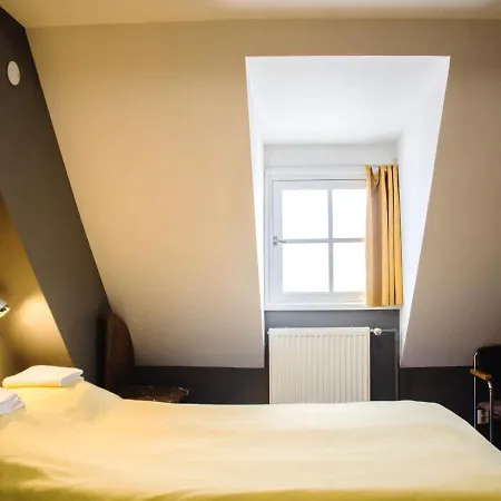16Eur - Old Town Munkenhof 2* Tallinn