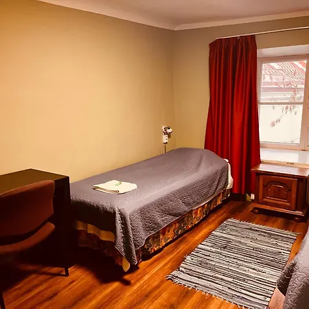 16eur - Old Town Munkenhof Gasthuis Tallinn