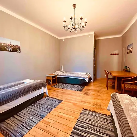 Gasthuis 16eur - Old Town Munkenhof 2*