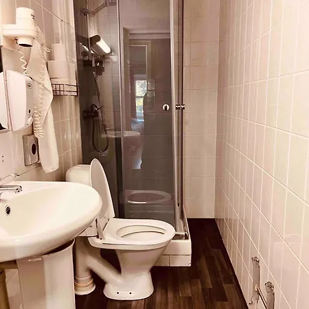 Πανσιόν 16eur - Old Town Munkenhof 2*