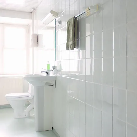 16Eur - Old Town Munkenhof Hostel Tallinn