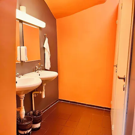 Hostelli 16eur - Old Town Munkenhof Tallinna