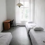 Hostel 16eur - Old Town Munkenhof *